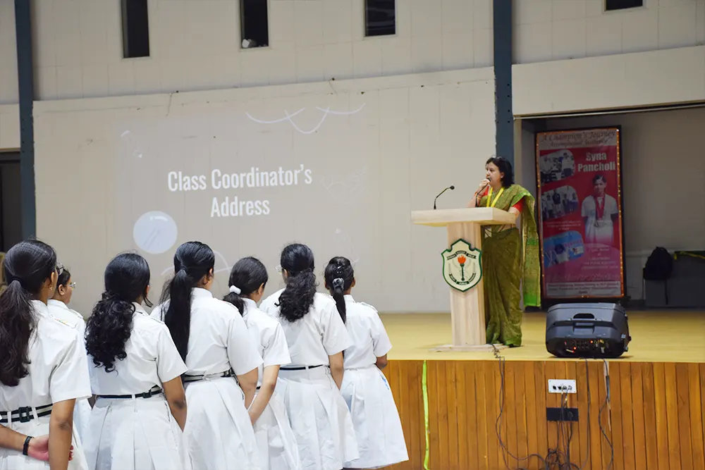 CLASS XII F - JUNE 19, 2024 01