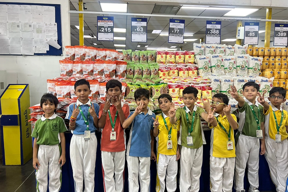 Classes I and II were taken to Metro 01