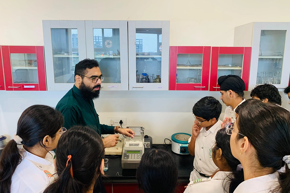 Visit to Soft Vision College 01