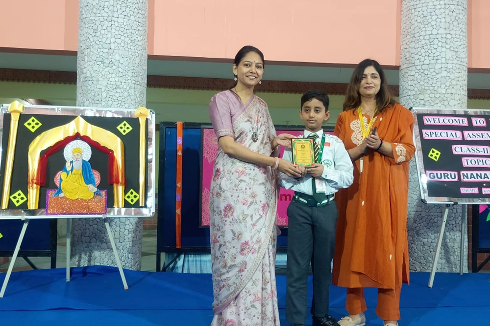 Class II G celebrated Guru Nanak Jayanti 02