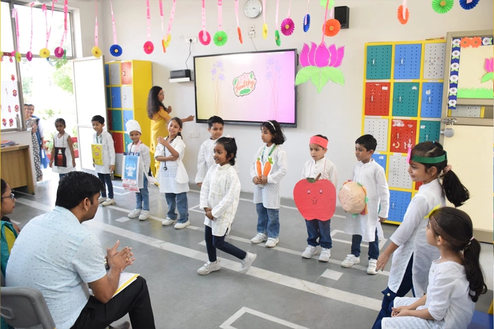 Delhi Public School Indore hosted Open House Family Day Celebration Bandhan for Grades 1 to 2 04