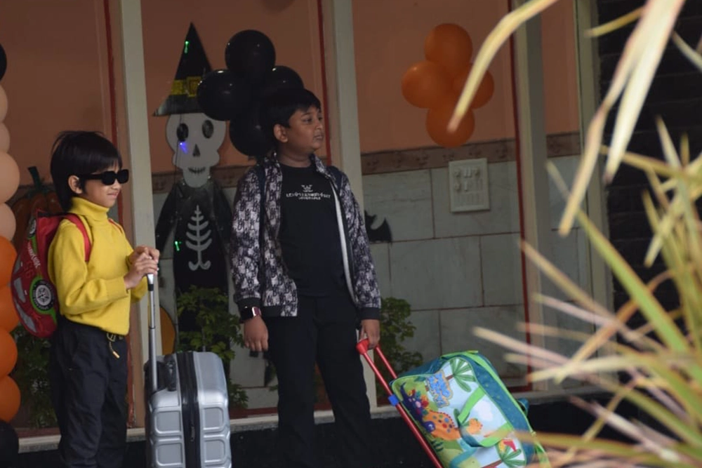 Neon Night Out for Class II 01