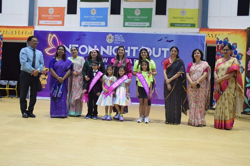 Neon Night Out for Class II 09